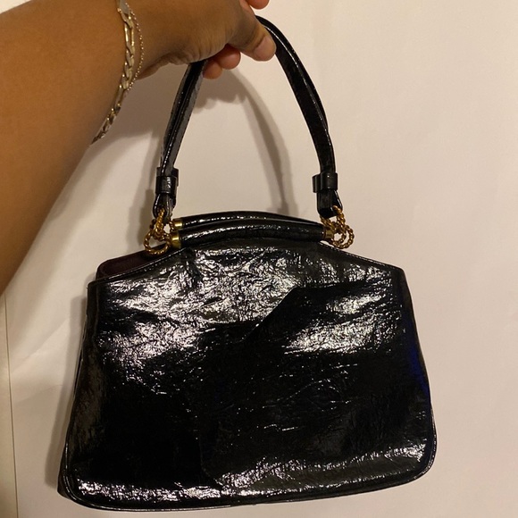 VINTAGE LADIES BLACK PATENT LEATHER MINI HANDBAG - Picture 2 of 14